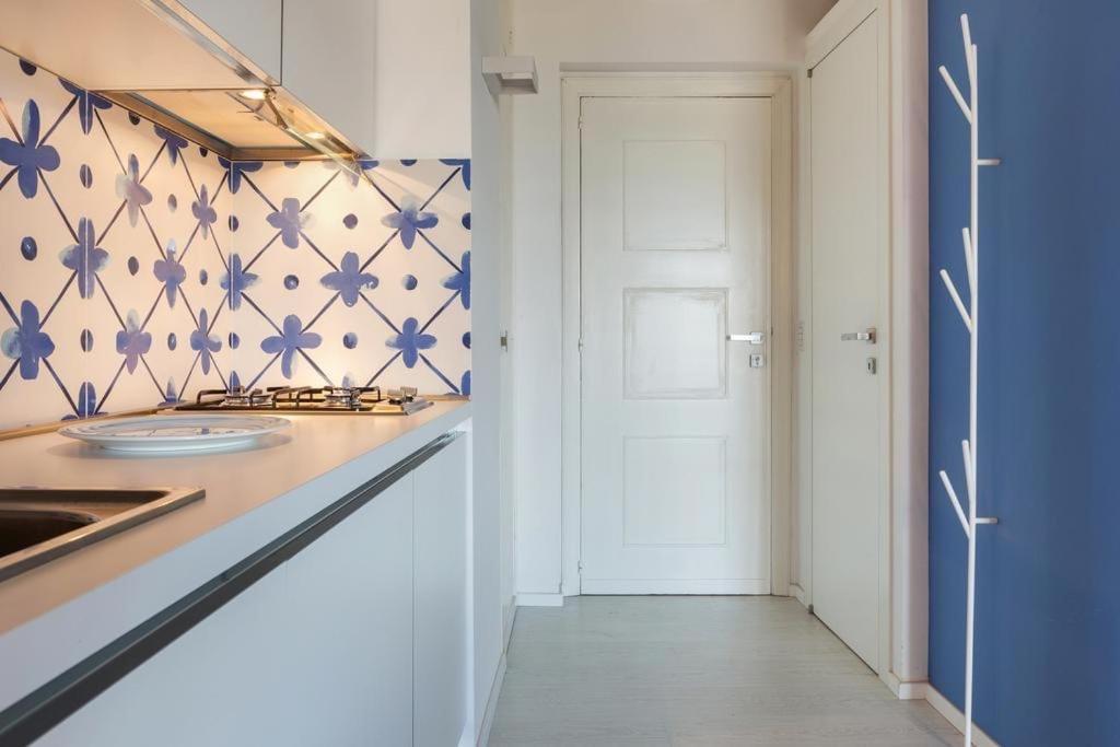Appartement Casablù, un delizioso Bilocale sulla Baia di Naxos à Giardini-Naxos Extérieur photo